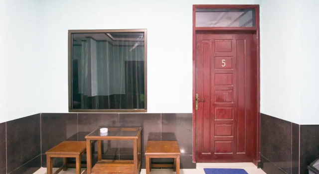 RedDoorz near Mikie Holiday Funland Berastagi, Rezerwuj Hotel Berastagi Sumatra