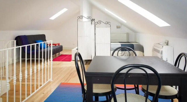 Студия Tram Apartments