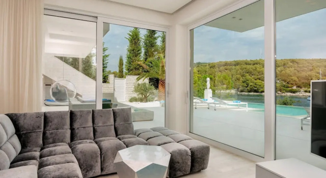 Вилла Beachfront Villa Seven Sins with Pool
