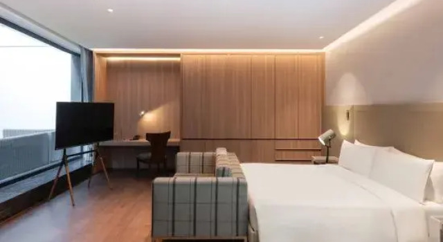 Двухместный полулюкс InterContinental Shanghai Jing An by IHG