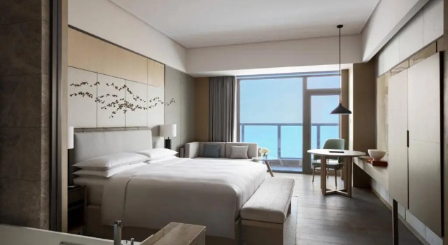 Двухместный клубный номер Standard с видом на океан Yantai Marriott Hotel