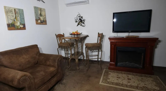 Коттедж Unit 3 Champagne Terminal Stylish Stay
