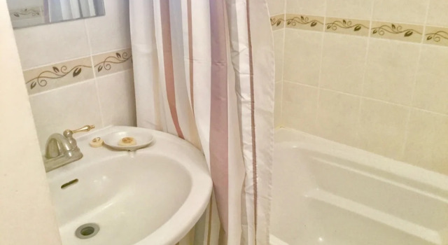 Апартаменты c 1 комнатой с балконом и с видом на сад Burleys Gardens and Suite
