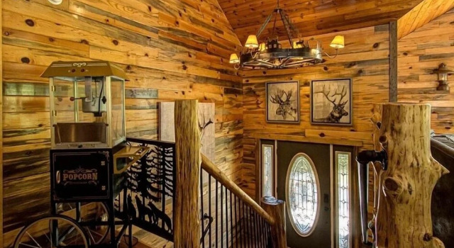 Rustic Hideaway 4 Bedroom Cabin by RedAwning, Prenota Casa vacanze Sevierville Great Smoky Mountains