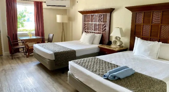Двухместный номер Standard с балконом и с видом на океан Bolongo Bay Beach Resort