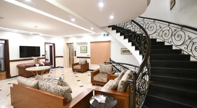 Royal Regency Hotel