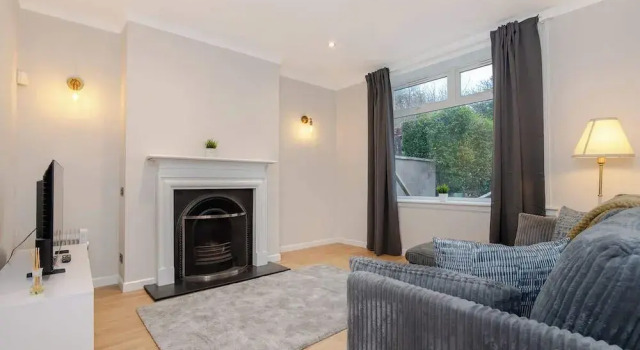 Коттедж 2bed House in Torry - Free Parking
