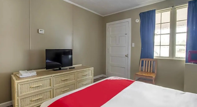 Oyo Hotel Lakeland Ga I 129, Boek Hotel Hotels in Lakeland met parkeren, Parkeren