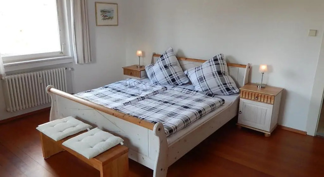 Ferienwohnung Kleeblatt, Забронировать Апартаменты/квартира Апартаменты Радольфцелль, Апартаменты/квартира