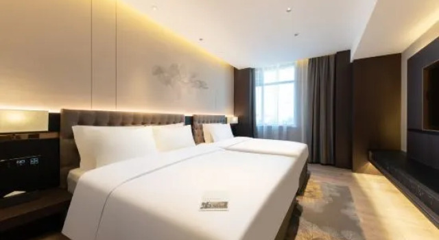 Семейный люкс The GiorgioMorandi Hotels (Zibo High tech Zone Liuquan Road Store)