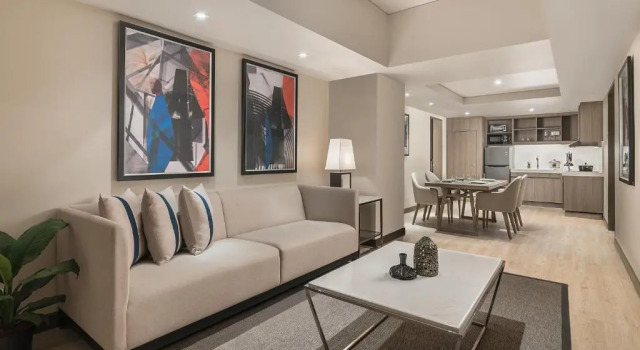 Номер Premier с 2 комнатами Seda Residences Makati