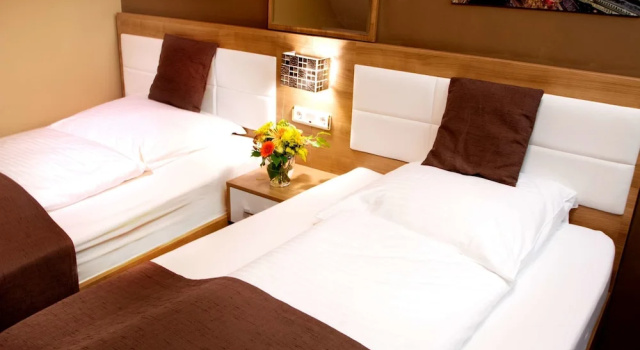 Двухместный номер Economy с 2 комнатами C&S Hotel