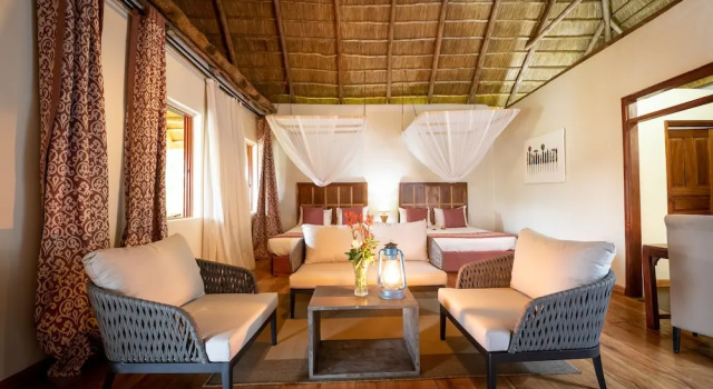 Семейное шале с 2 комнатами с частичным видом Crater Safari Lodge