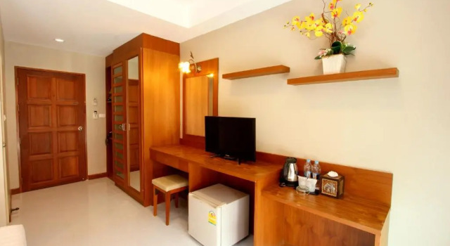 Четырёхместный номер Deluxe Good Nice Hotel