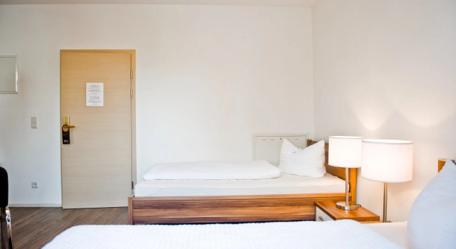 Boardinghouse Neustadt, Varaa Huoneisto Hotellit Baijeri pysäköinnillä, Pysäköinti