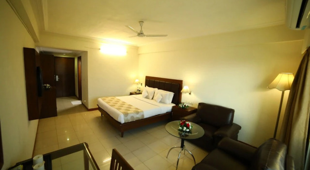 Renest Gandhidham, Varaa Hotelli Gandhidham Gujarat