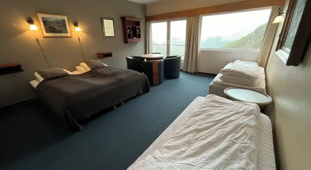 Четырёхместный семейный номер Standard с красивым видом из окна Hotel Videseter