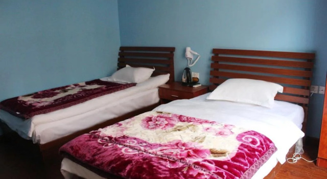 Ya'an Mingshan Yidie Inn