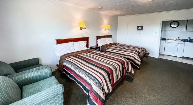 Четырёхместный номер Superior Sackville Inn