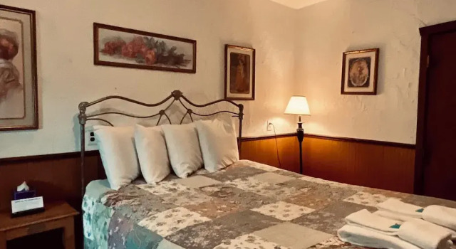 Студия Comfort Alaskan Hotel and Bar