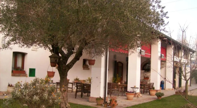 Agriturismo Corte Del Brenta, Book Hotel Oriago Di Mira Brenta Riviera