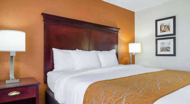 Номер Standard Comfort Inn & Suites Hutchinson