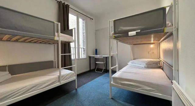 Кровать в общем номере (женский номер) Le Coffice Auberge de Jeunesse