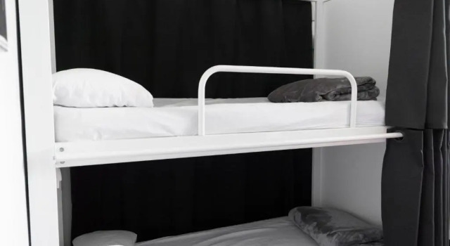 Кровать в общем номере (женский номер) Kabul Party Hostel Barcelona