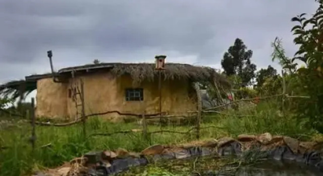 Hobbit House, Забронировать Отель Тандил провинция Буэнос-Айрес, рядом с Calvario Hill