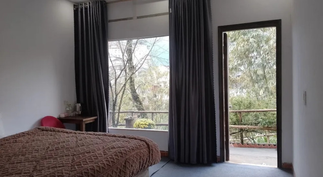 Двухместный номер Classic с балконом Tay Bac Sky Homestay