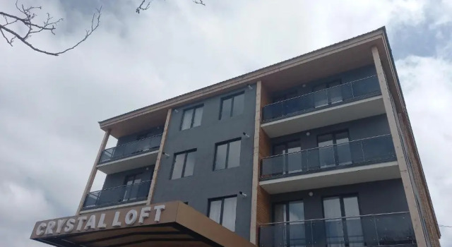 Bakuraini Crystal Loft 406