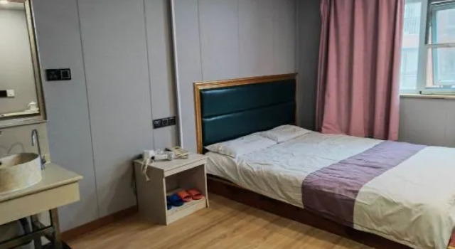 Xiangcheng Lotus Express Hotel, Book Hotel Shuizhai Henan