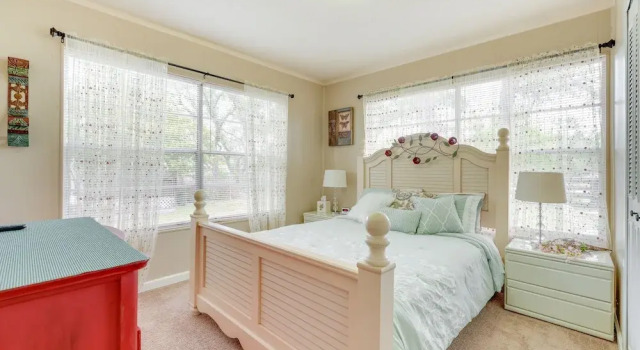 Pet-friendly Canyon Lake Home - 2 Mi to Beach!