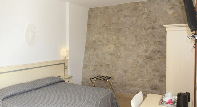 Hotel Boutique Il Castellino Relais, Buchen Sie Hotel Vieste Foresta Umbra