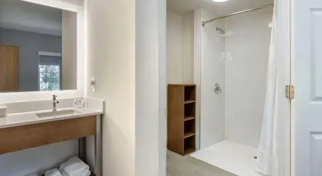 Люкс Comfort Inn Martinsville
