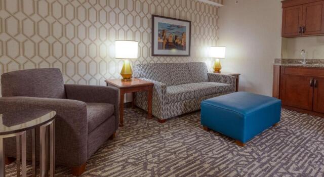 Люкс Drury Plaza Hotel St. Louis Chesterfield