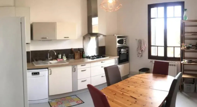 LE CATALPA, centre ville & jardin & parking!, Réserver Hôtel Annecy-le-Vieux Lac d'Annecy, près de Moon Beach Annecy