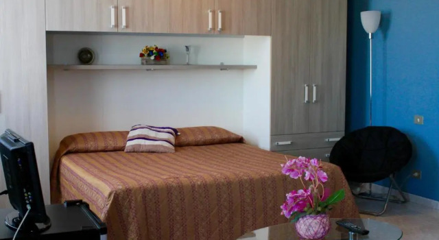 Четырёхместный номер Standard с красивым видом из окна Hotel Monumento