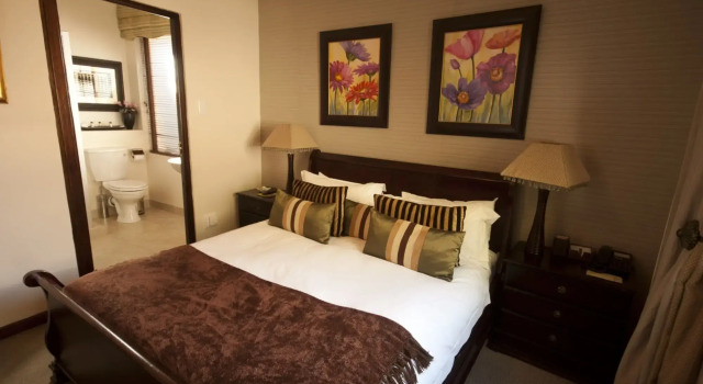 Lourie Lodge