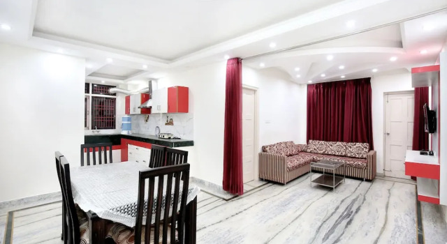 OYO 13341 Home 2BHK Valley VIew Barogh, Забронировать Отель Отели штата Химачал-Прадеш с парковкой, Парковка