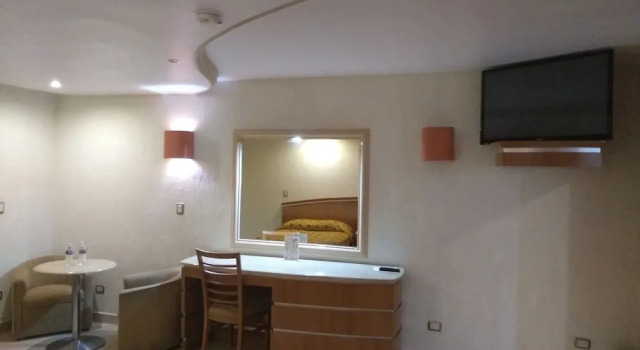 Четырёхместный номер Standard Hotel Jiménez Plaza