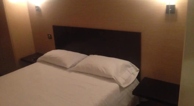 Quick Palace Hôtel Pierrelaye, Varaa Hotelli Hotellit Val d'Oise pysäköinnillä, Pysäköinti