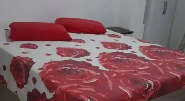 Suíte e Quarto em apartamento familiar, Praia do Morro!