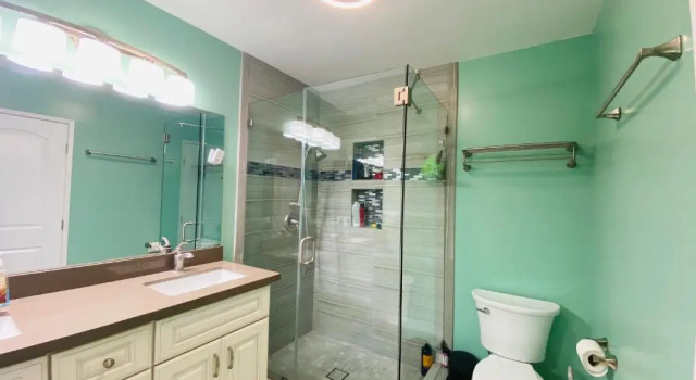 Номер Standard Costa Mesa Homestay - Private Rooms with 2 Shared Baths and Hosts Onsite