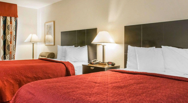 Quality Inn Effingham North, Забронировать Отель Эффингхем Иллинойс