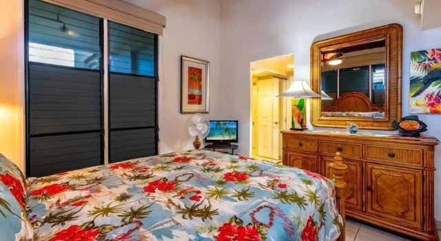 Hale Mahina, #b-405 2 Bedroom Condo by RedAwning