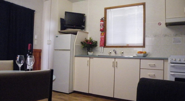 Номер Superior c 1 комнатой с балконом Lake Hamilton Motor Village and Caravan Park