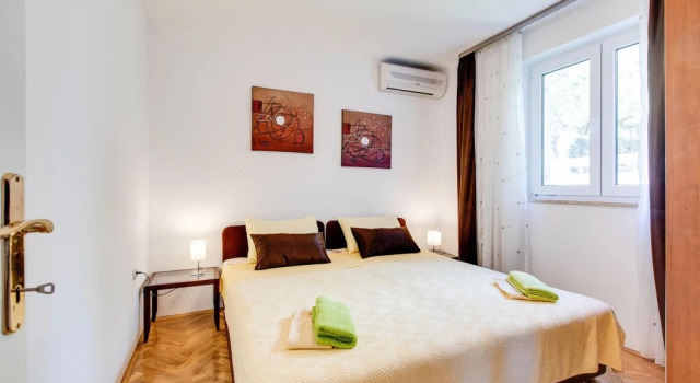 Amazing Apartment in Vantacici With Wifi and 2 Bedrooms, Prenota Appartamento Hotel a Isole Quarnerine con parcheggio, Parcheggio