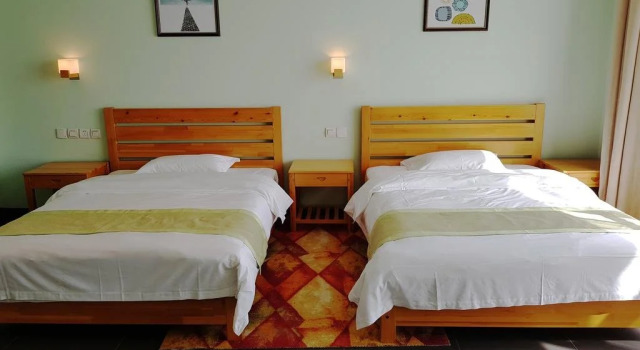 Red Flag Canal Intl Youth Hostel, Rezervovat Hostel Linzhou Henan