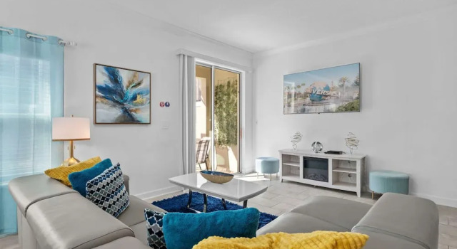 Spacious 5BR Home With Pool Near Top Attractions